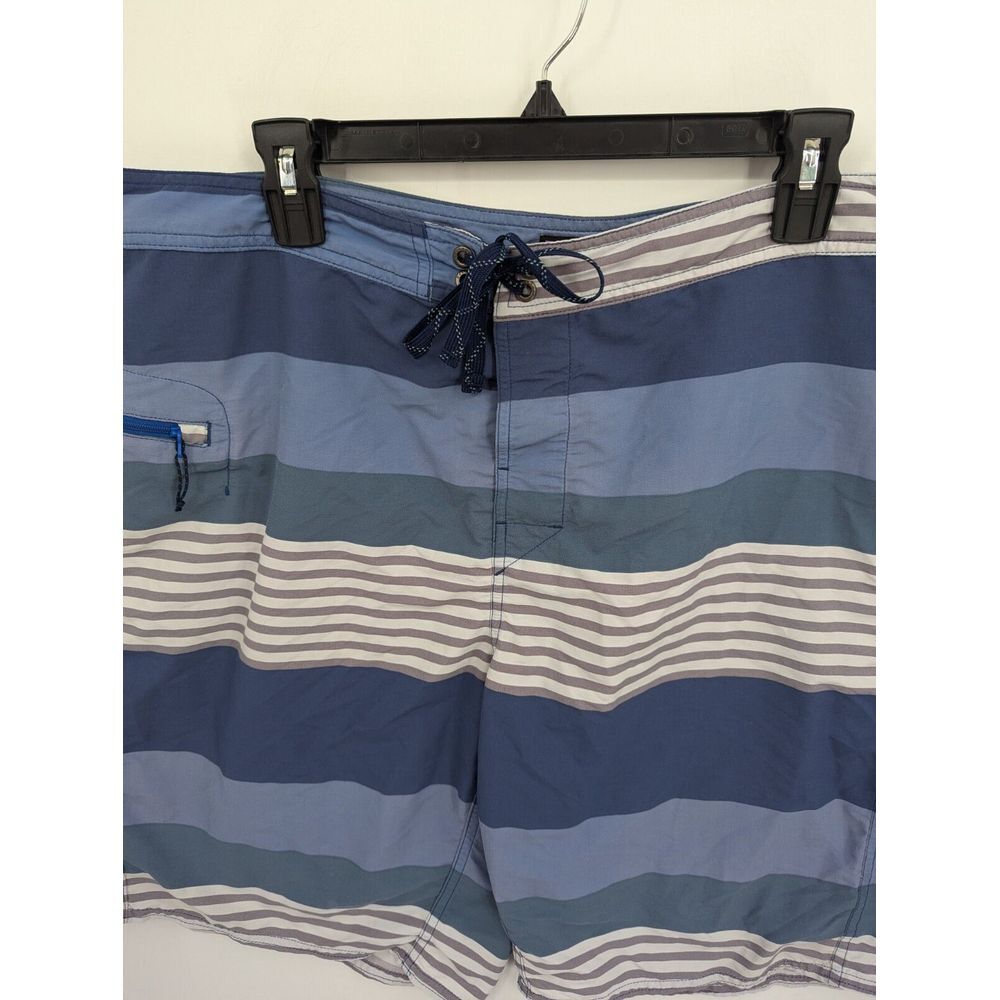 Patagonia Wavefarer Nylon Board Shorts Men's Size 40 Blue Striped, EXCELLENT! - Picture 3 of 7